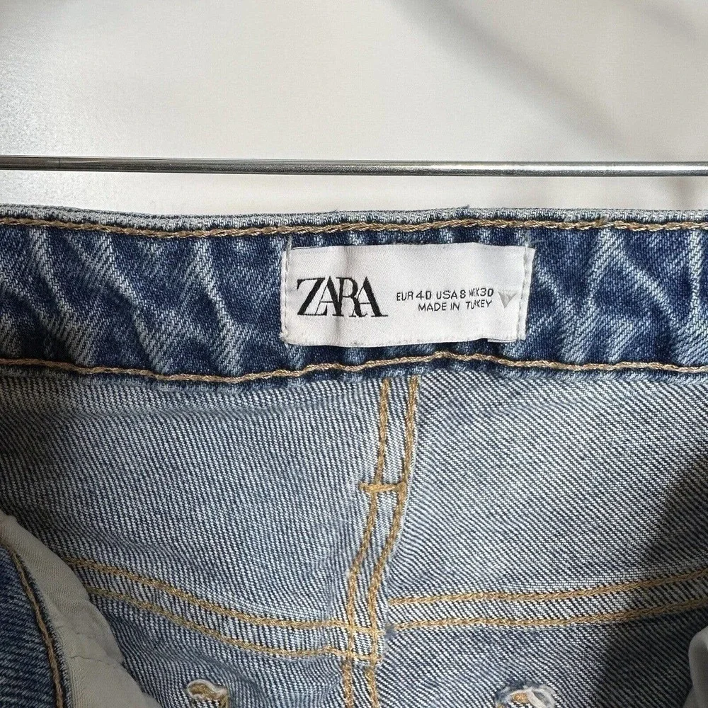 Zara High Waisted Straight Slim Leg Jeans Women's Size 8